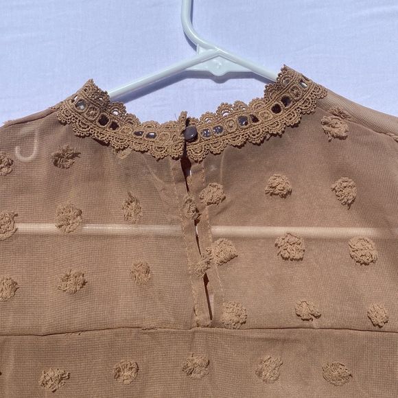 Beige Size Large High Neck Polka Dot Sheer Blouse With Attached Cami - Picture 5 of 5